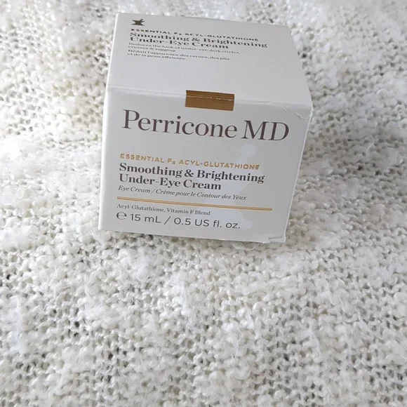 Perricone MD Essential Smoothing & Brightening Under-Eye Cream, 15ml/0.50fl  oz - greenwatershopping.com